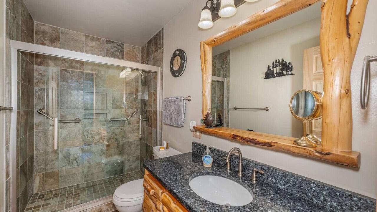 Photo of Bathroom in Phelps