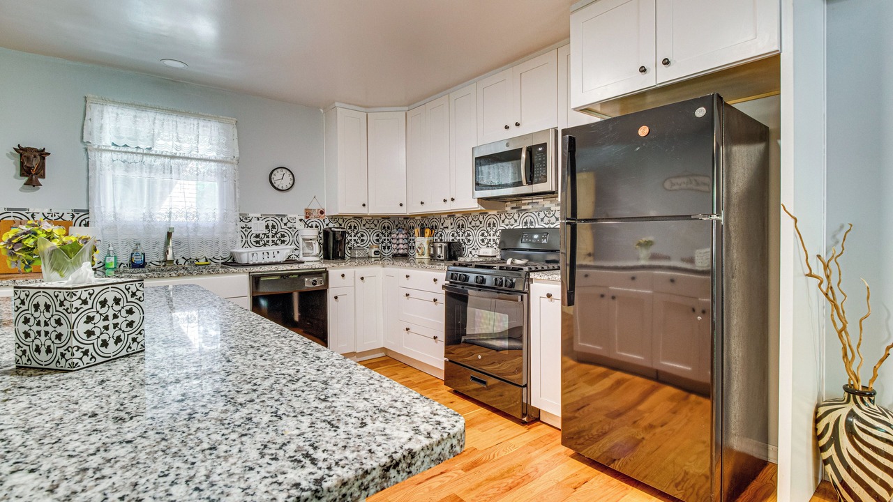 Photo of Kitchen in Mammoth Spring