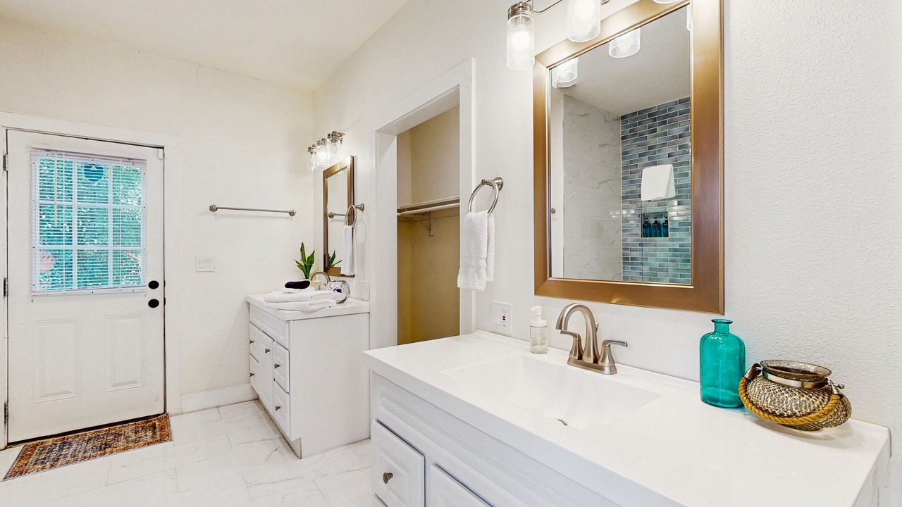 Photo of Bathroom in Highland Park