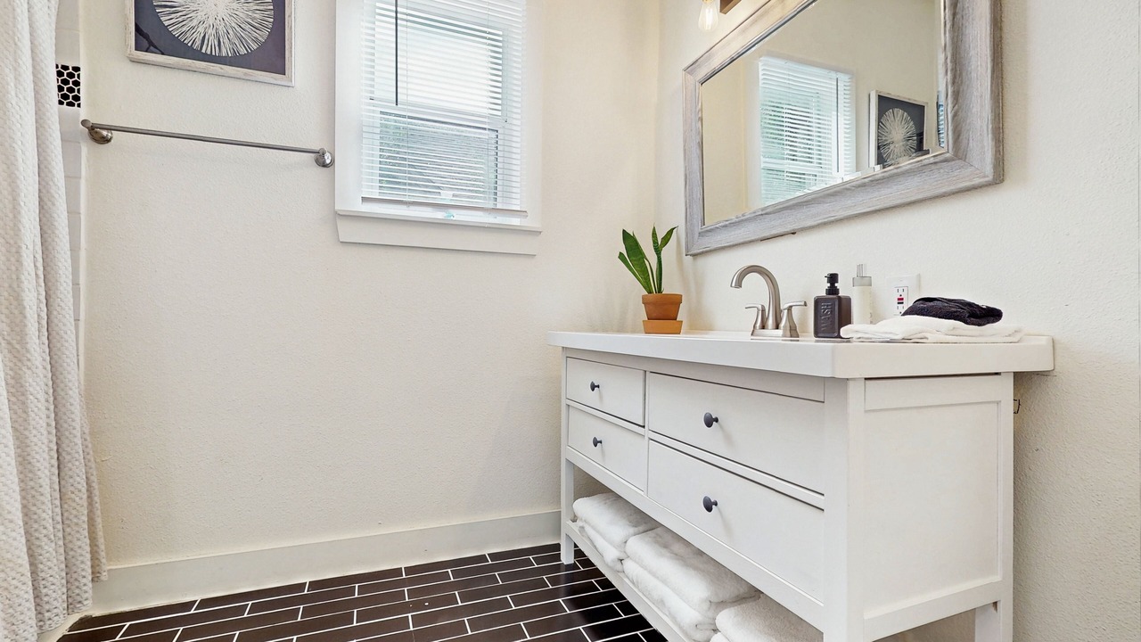 Photo of Bathroom in Highland Park