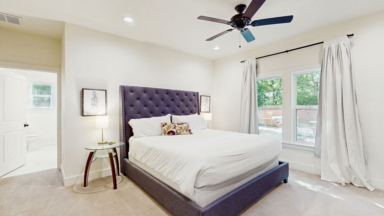 Photo of Bedroom in Highland Park