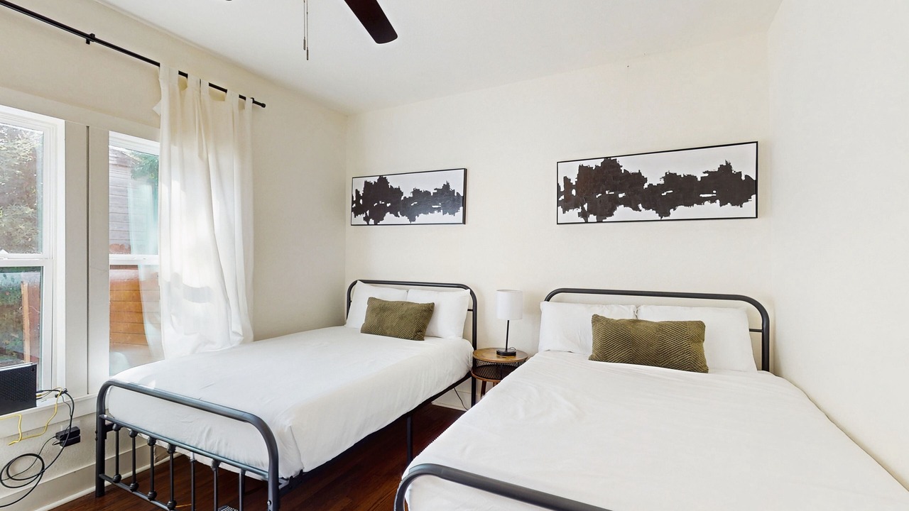 Photo of Bedroom in Highland Park