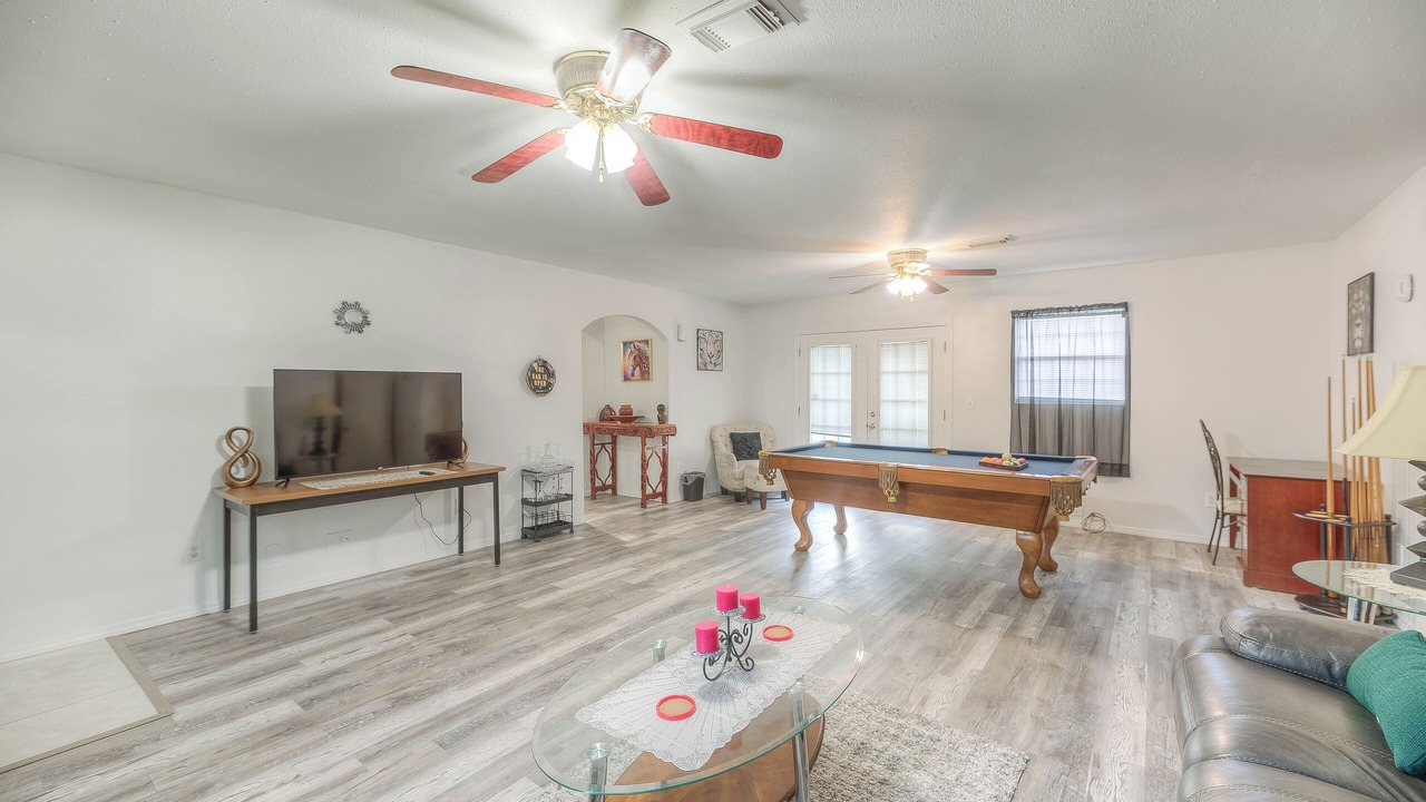 Photo of Livingroom in Livingston