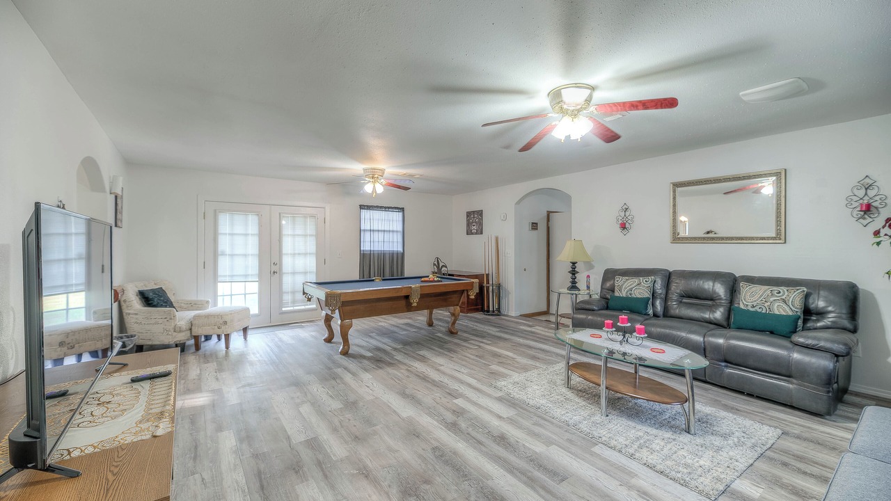 Photo of Livingroom in Livingston