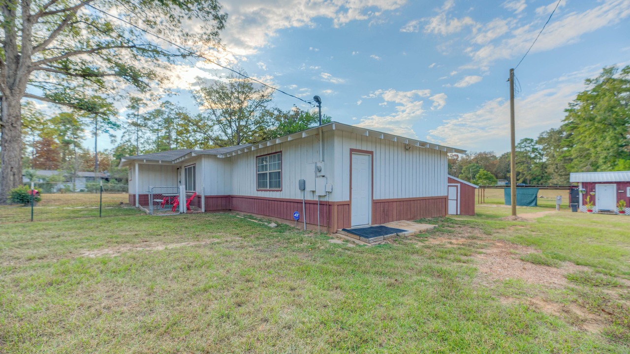 Photo of Outdoor in Livingston