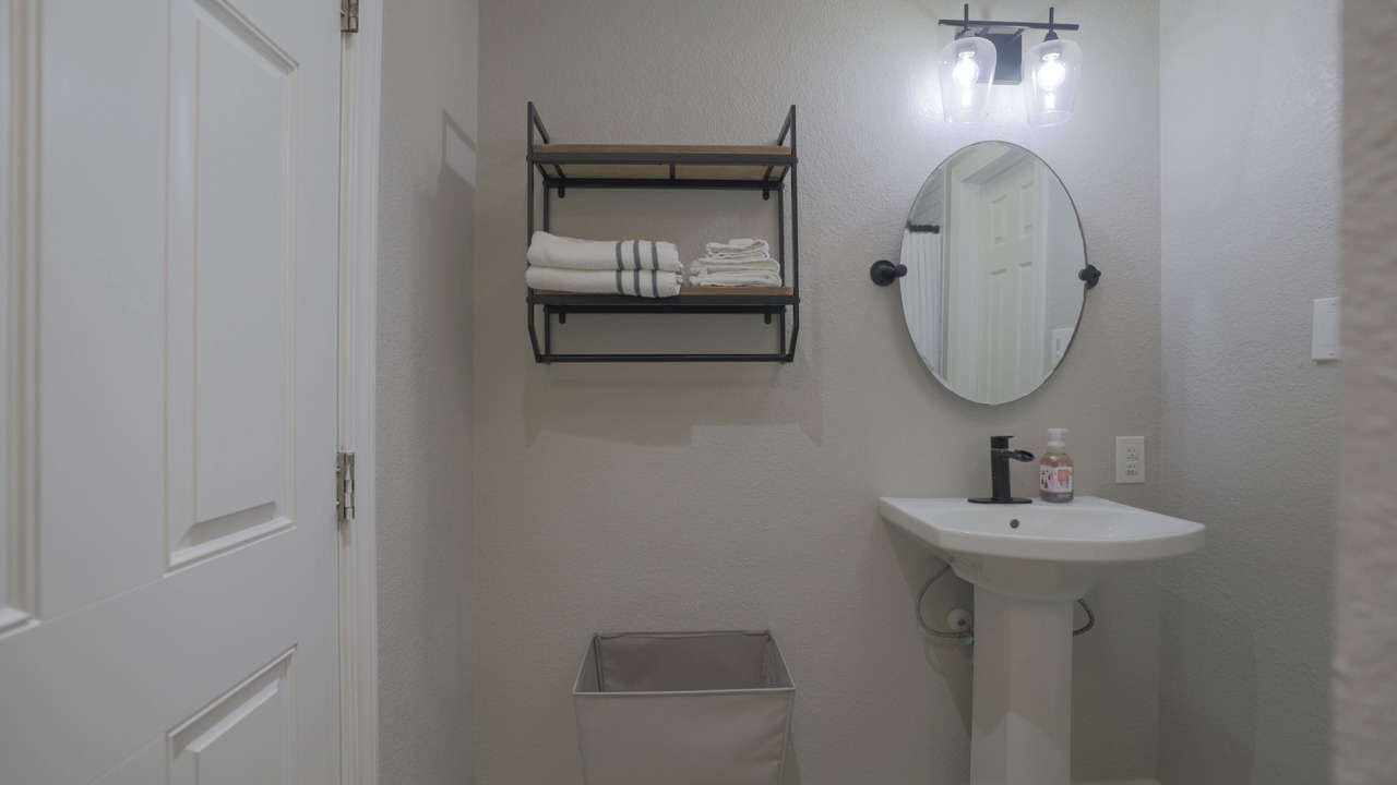 Photo of Bathroom in Dickinson