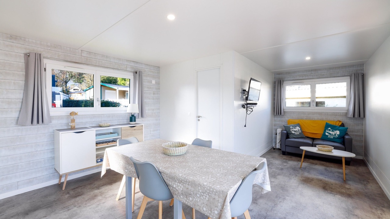 Photo of Others in Caurel