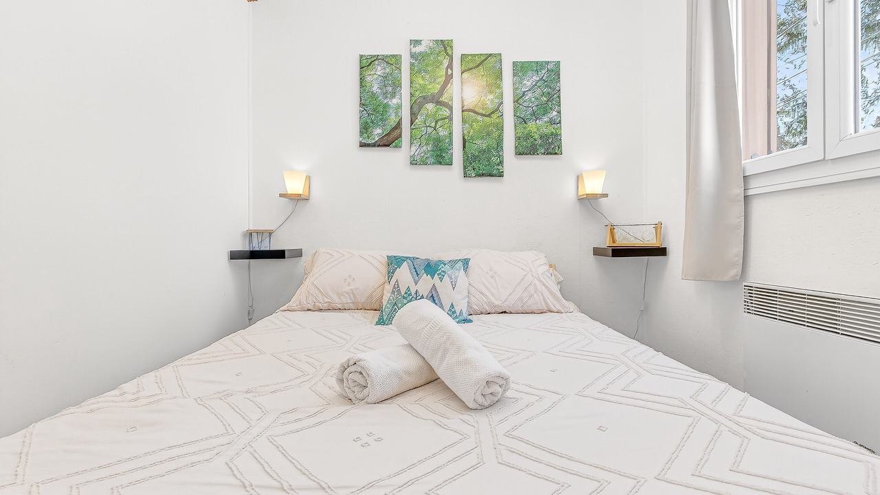 Photo of Bedroom in Seyne