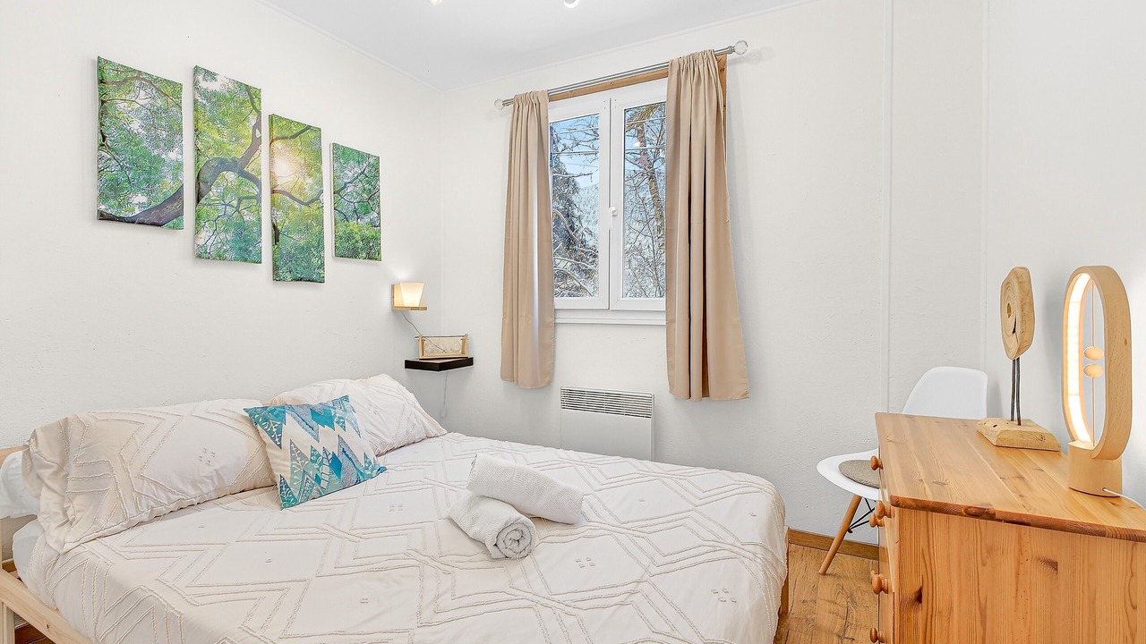 Photo of Bedroom in Seyne