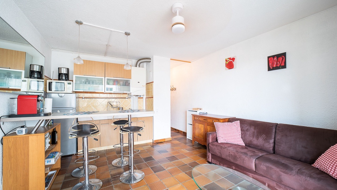 Photo of Others in La Jetee