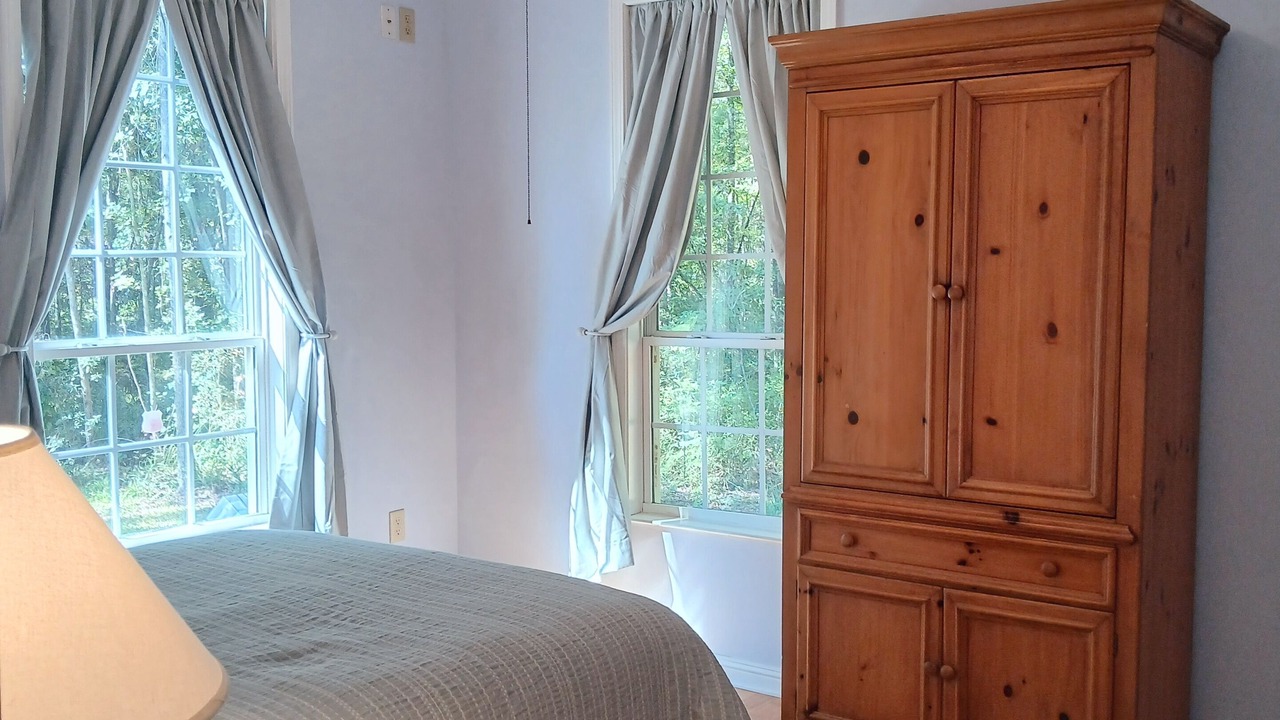 Photo of Bedroom in Pineland