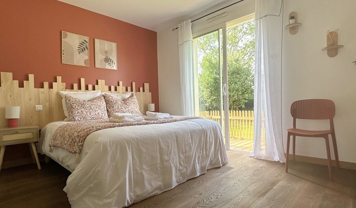 Photo of Bedroom in Mouilleron-le-Captif