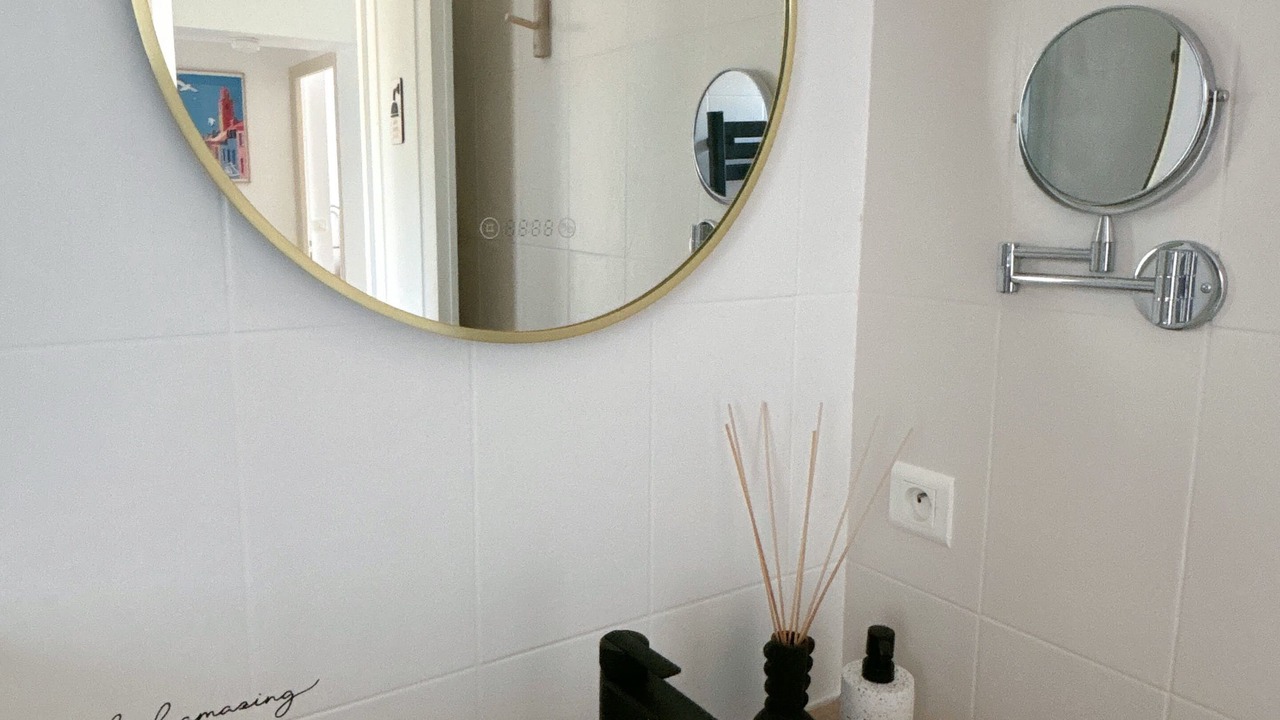 Photo of Bathroom in Mouilleron-le-Captif