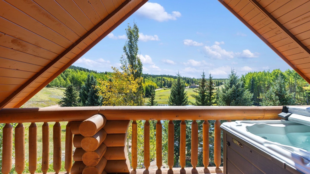 Photo of Patio Balcony in Divide