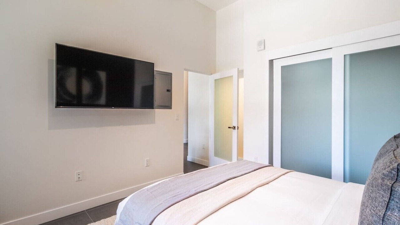 Photo of Bedroom in Historic Core