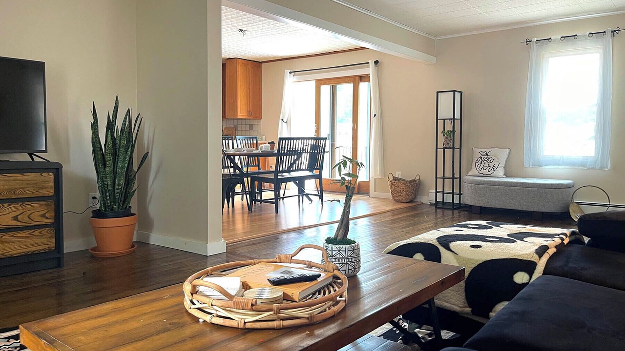 Photo of Livingroom in Forestburgh