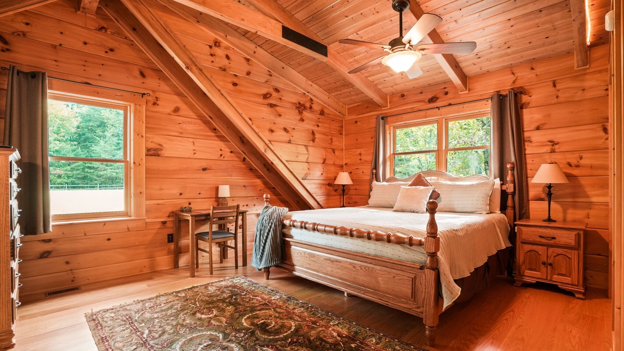 Photo of Bedroom in Rockbridge
