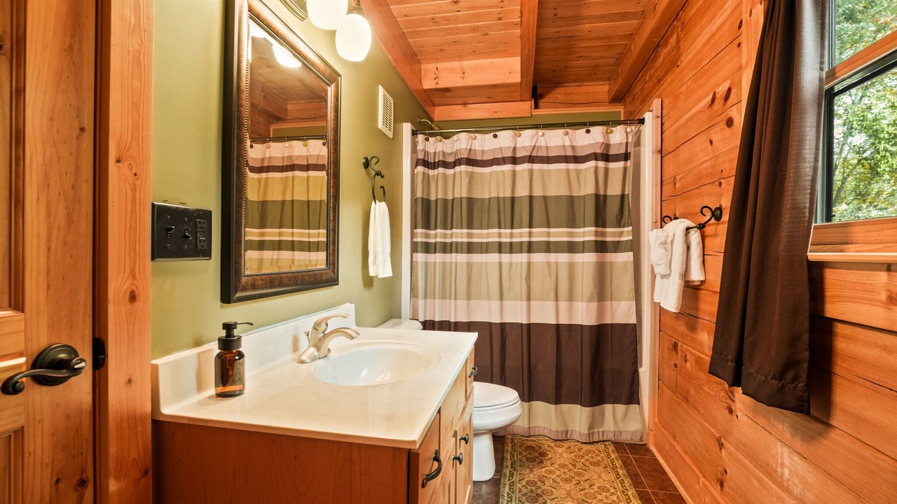 Photo of Bathroom in Rockbridge