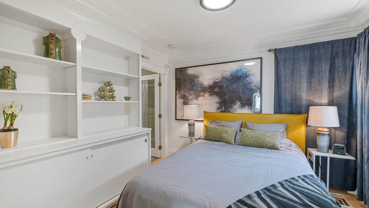 Photo of Bedroom in Westlake