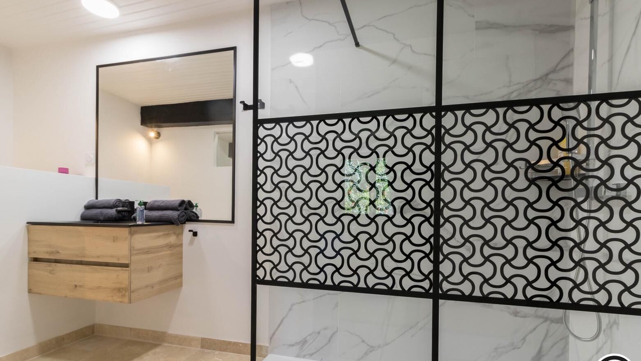 Photo of Bathroom in Lahage