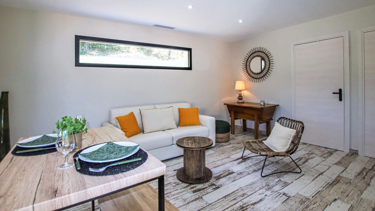 Photo of Bedroom in Saint-Montan