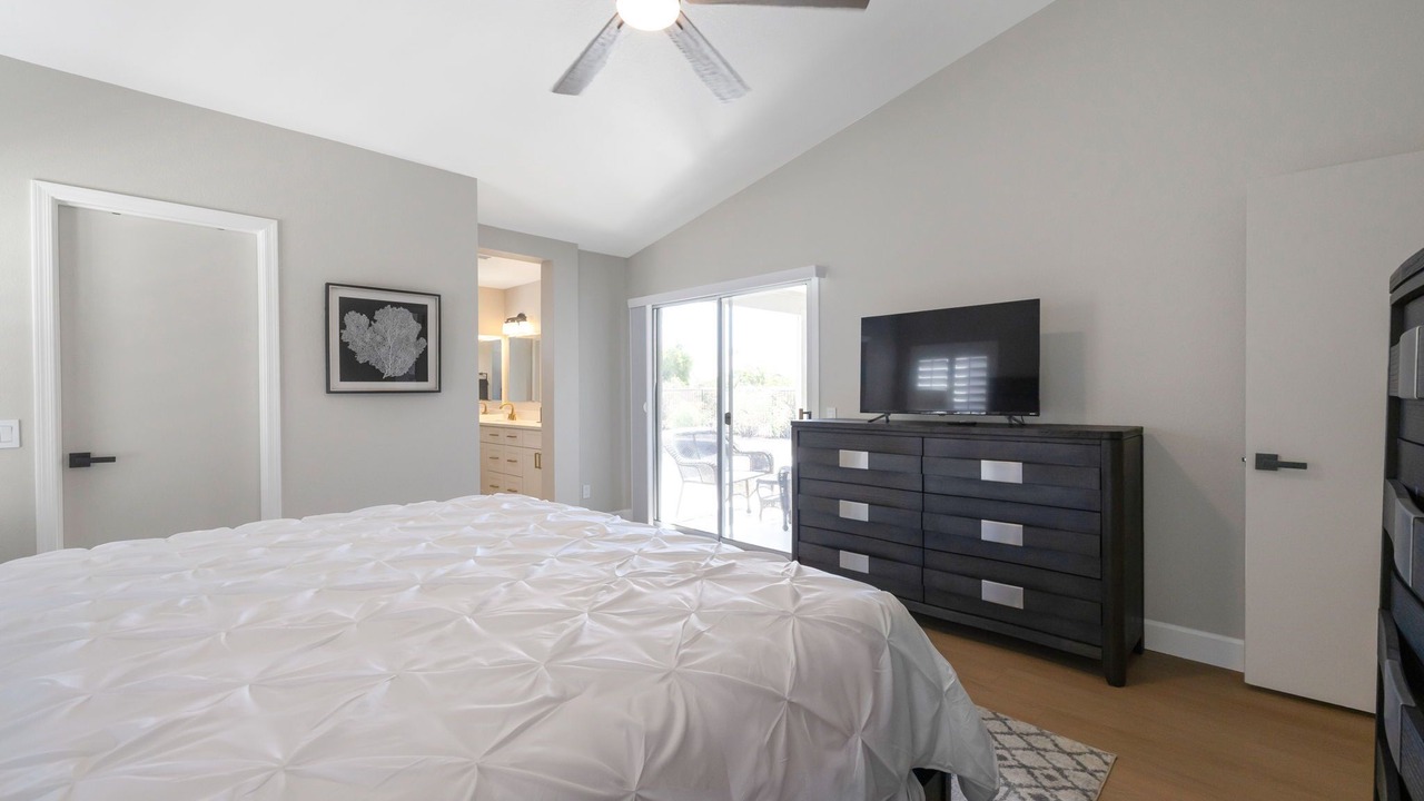 Photo of Bedroom in Palm Valley
