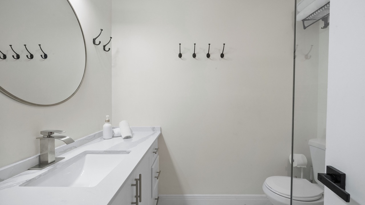 Photo of Bathroom in Oakland Park