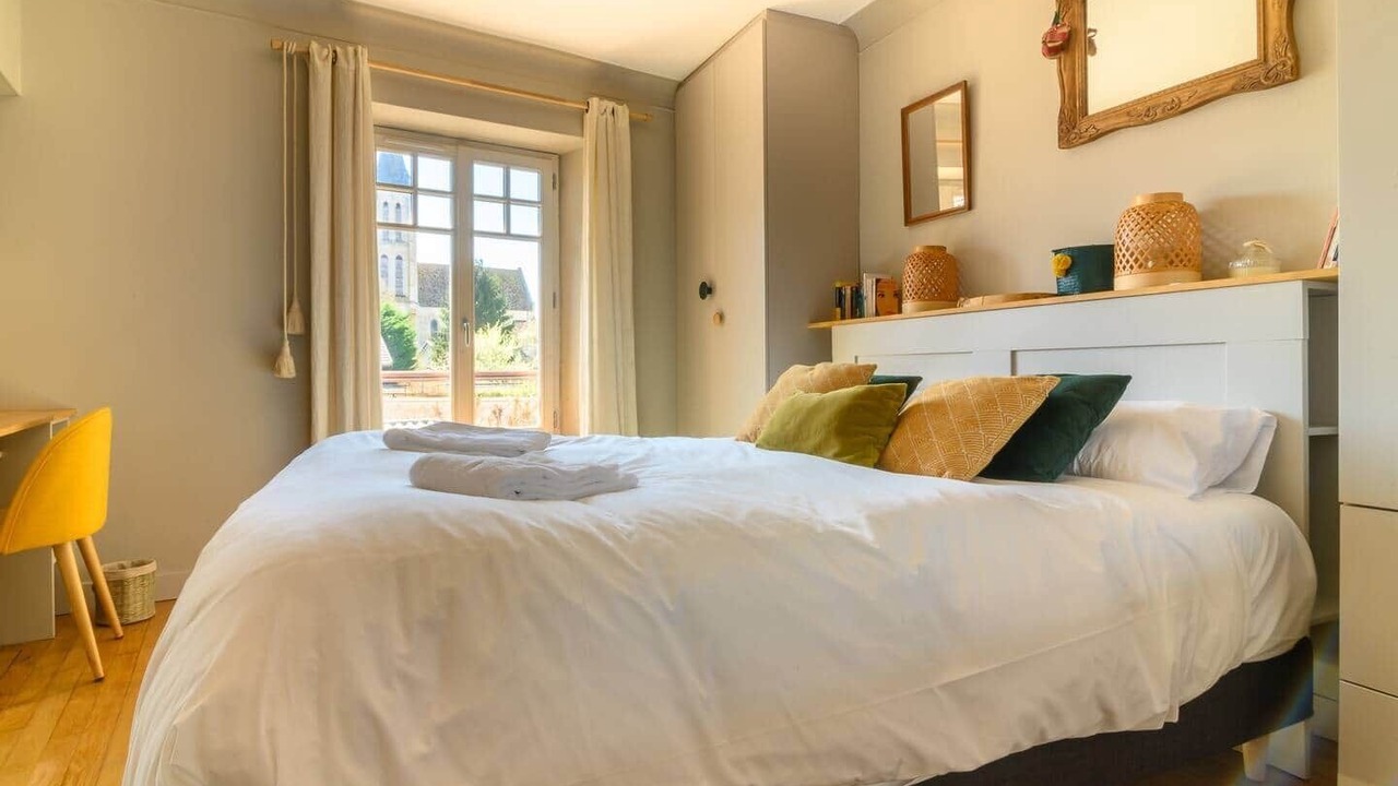 Photo of Bedroom in Milly-la-Foret