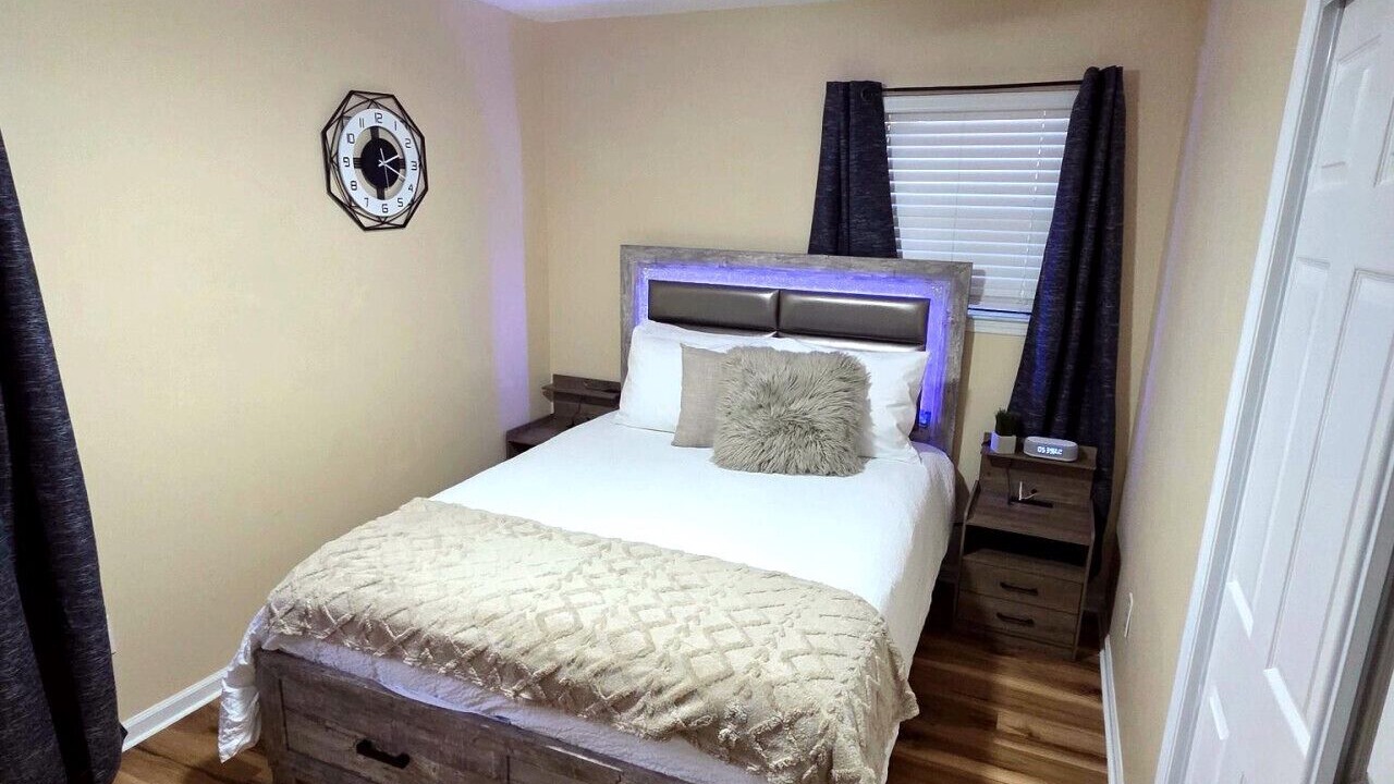 Photo of Bedroom in Ozark