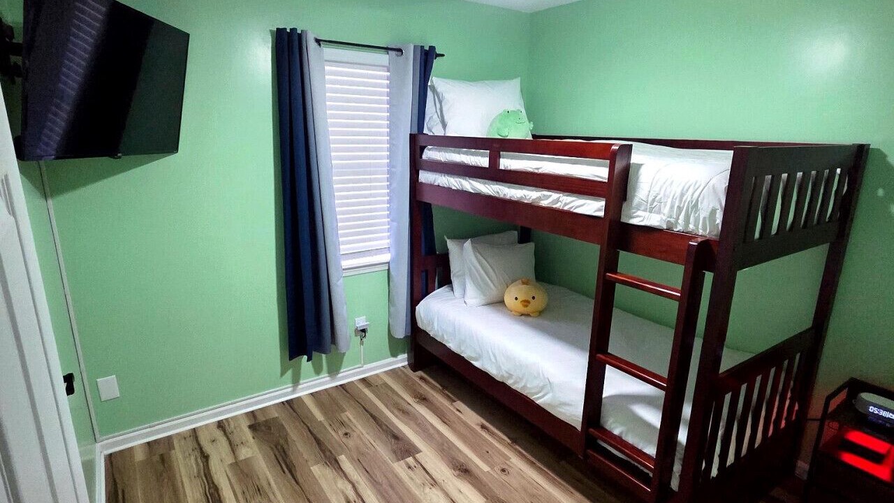 Photo of Bedroom in Ozark