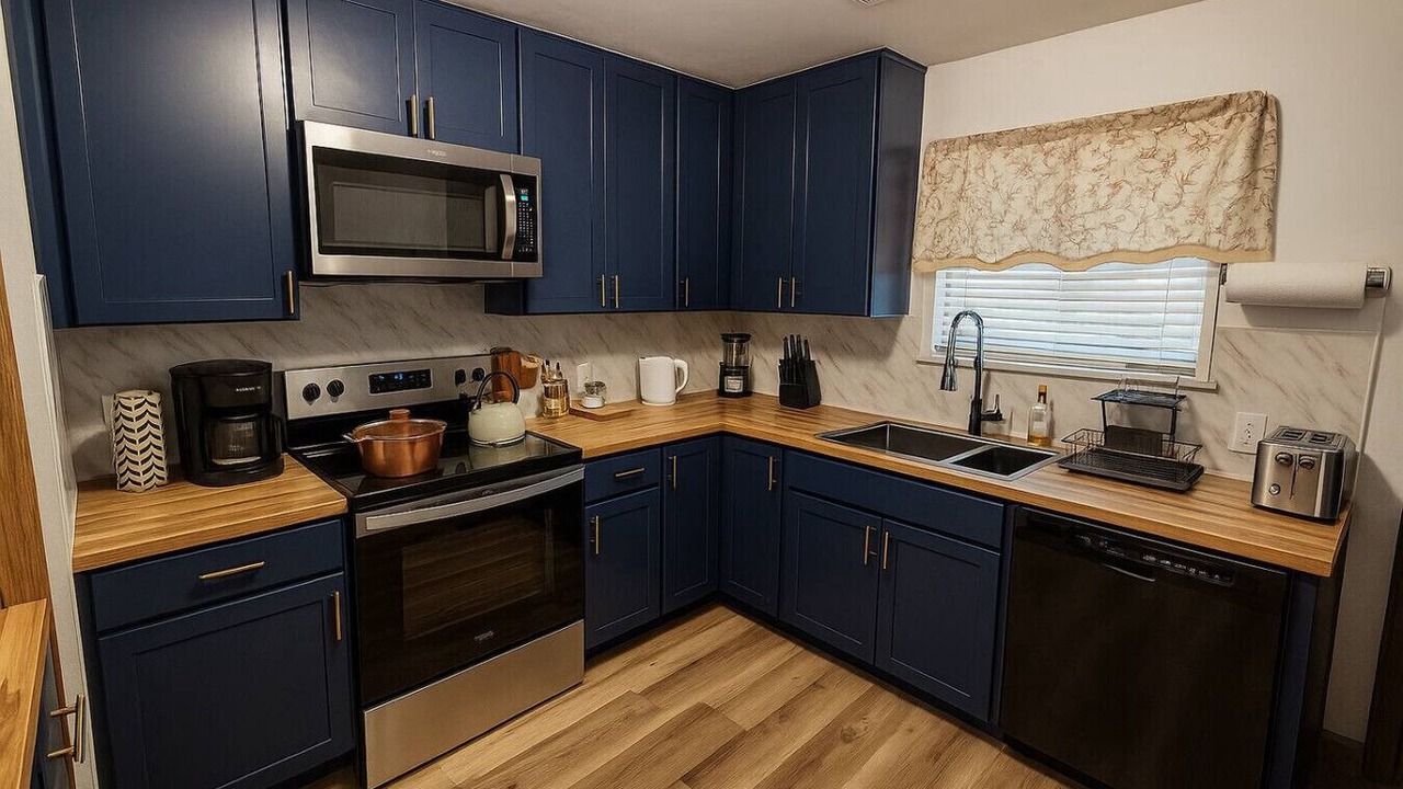 Photo of Others in Ozark