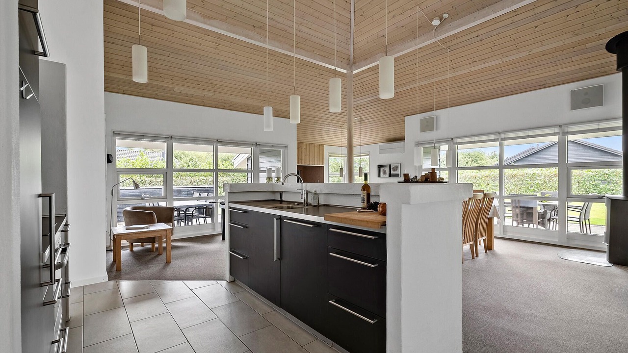 Photo of Others in Skaven Strand