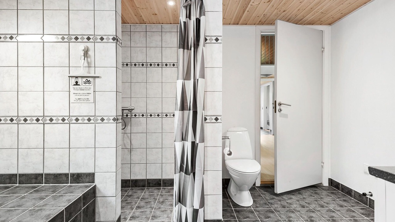 Photo of Bathroom in Ansager