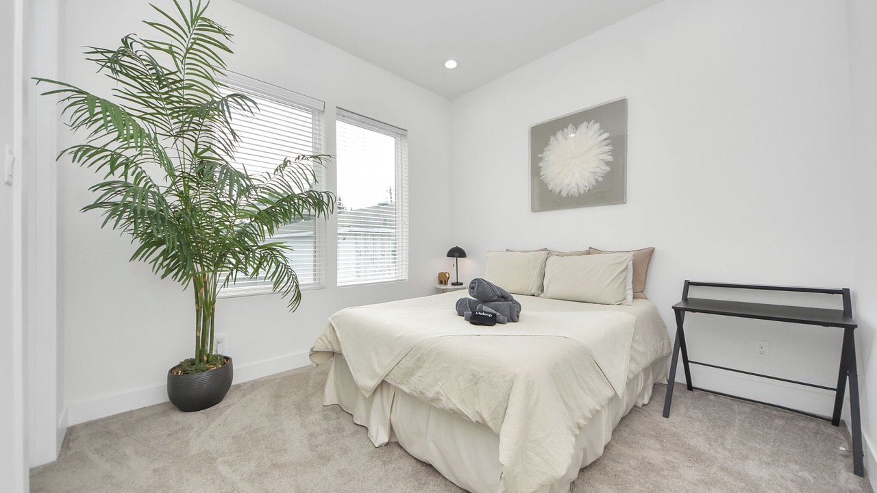 Photo of Bedroom in Northside