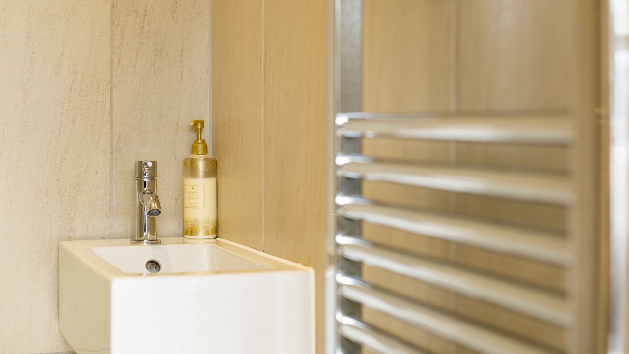 Photo of Bathroom in Cleeve