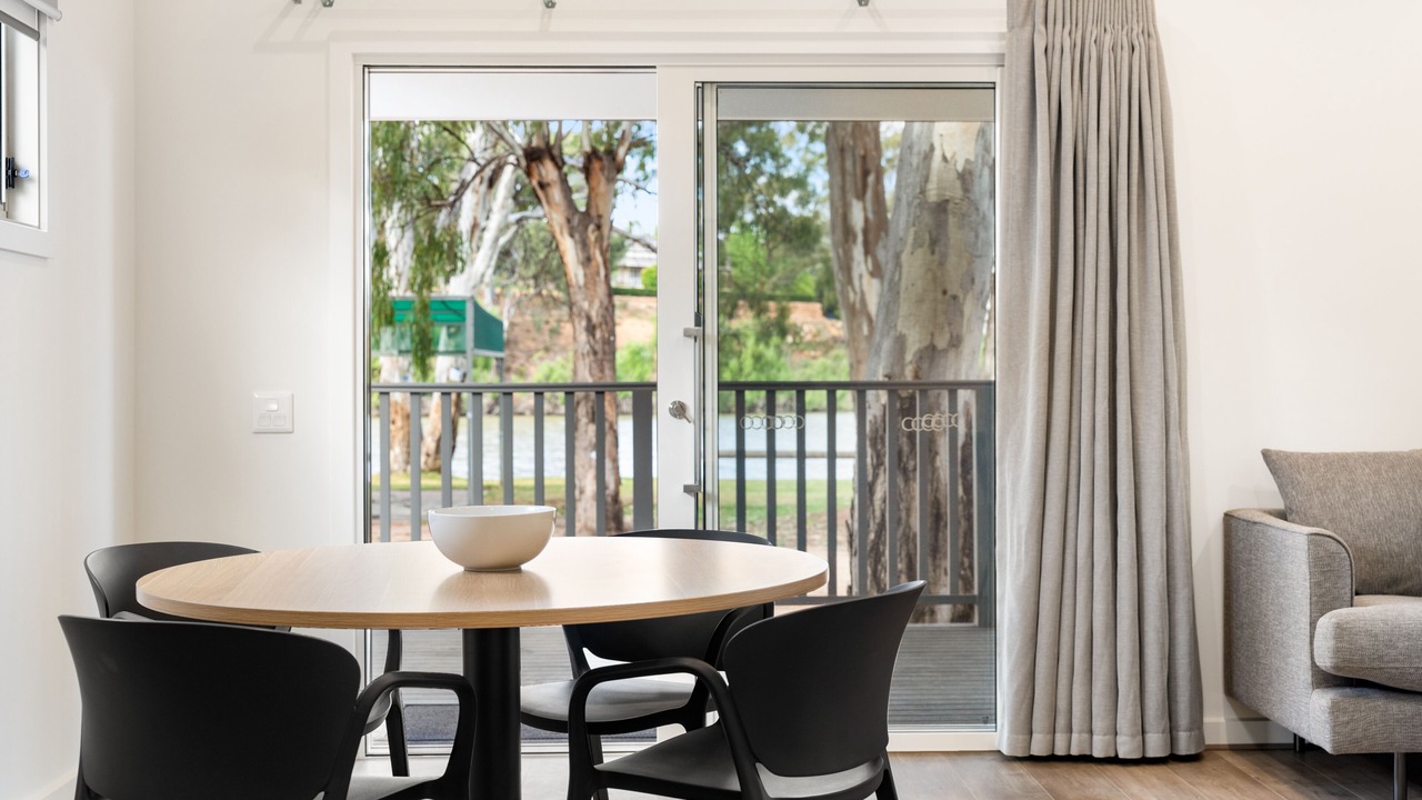 Photo of Livingroom in Renmark