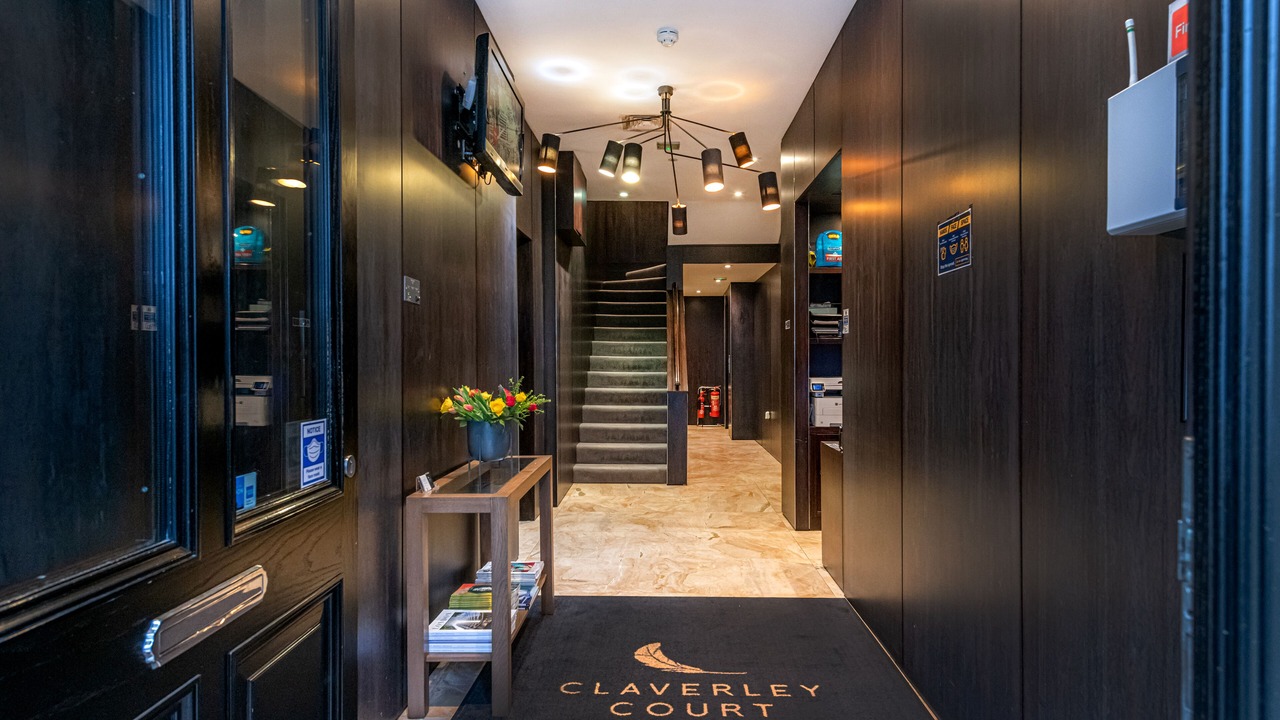 Photo of Others in Brompton & Hans Town