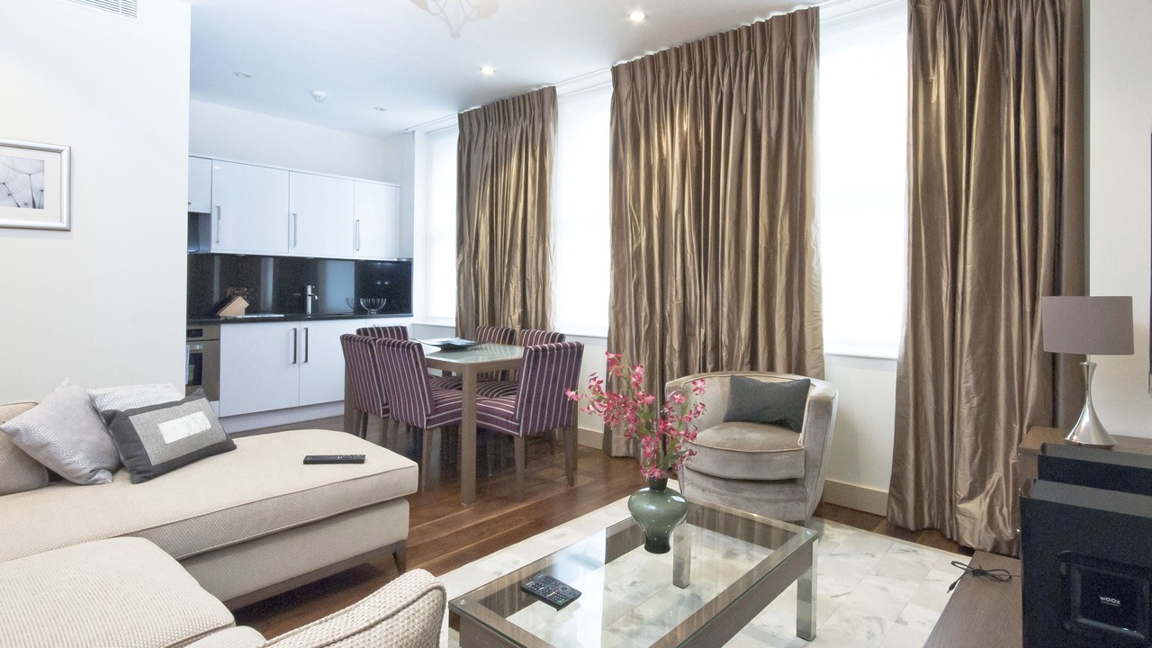 Photo of Bedroom in Brompton & Hans Town