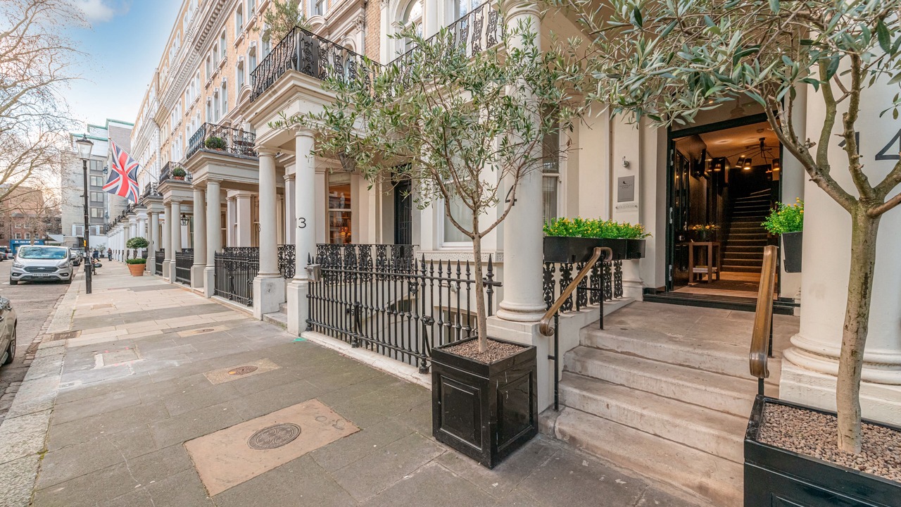 Photo of Outdoor in Brompton & Hans Town