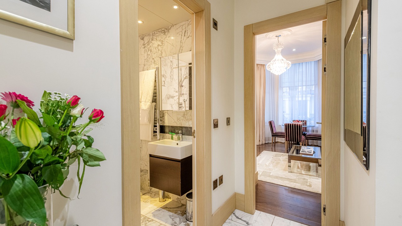 Photo of Bathroom in Brompton & Hans Town