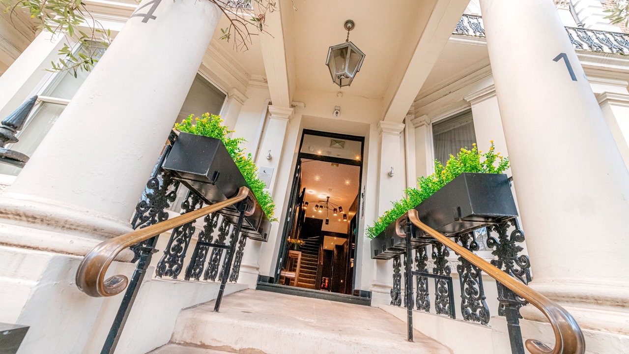 Photo of Outdoor in Brompton & Hans Town