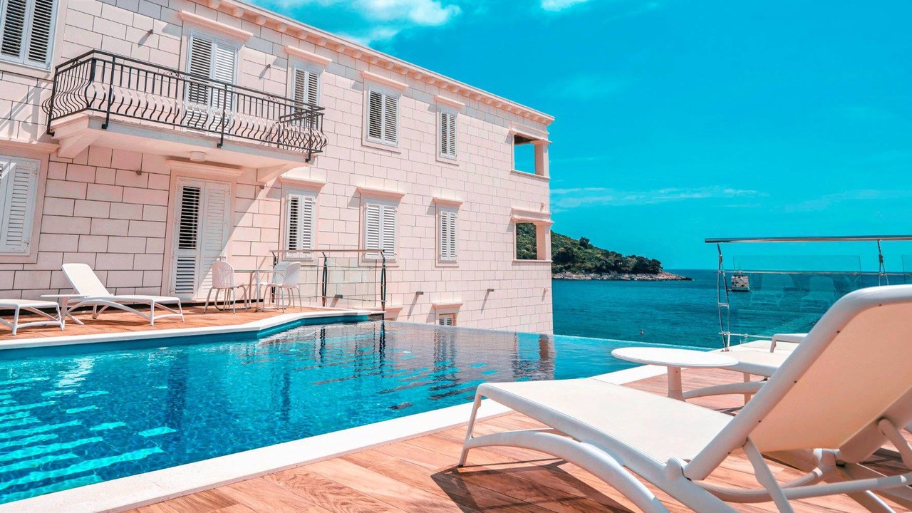 Photo of Outdoor in Saplunara