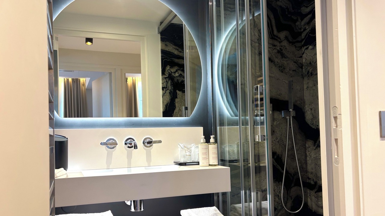 Photo of Bathroom in Montmartre