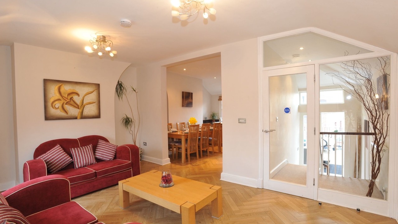 Photo of Livingroom in Chester