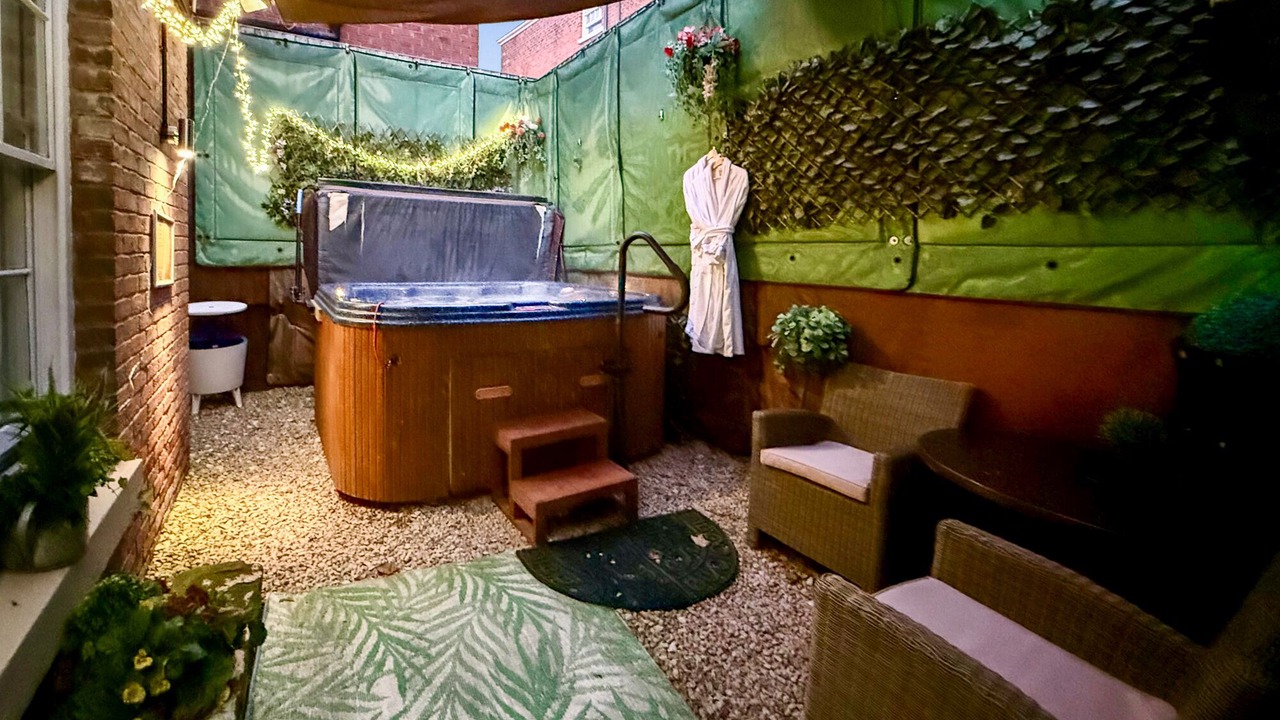 Photo of Patio Balcony in Chester