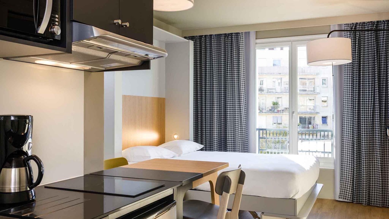 Photo of Bedroom in Puteaux