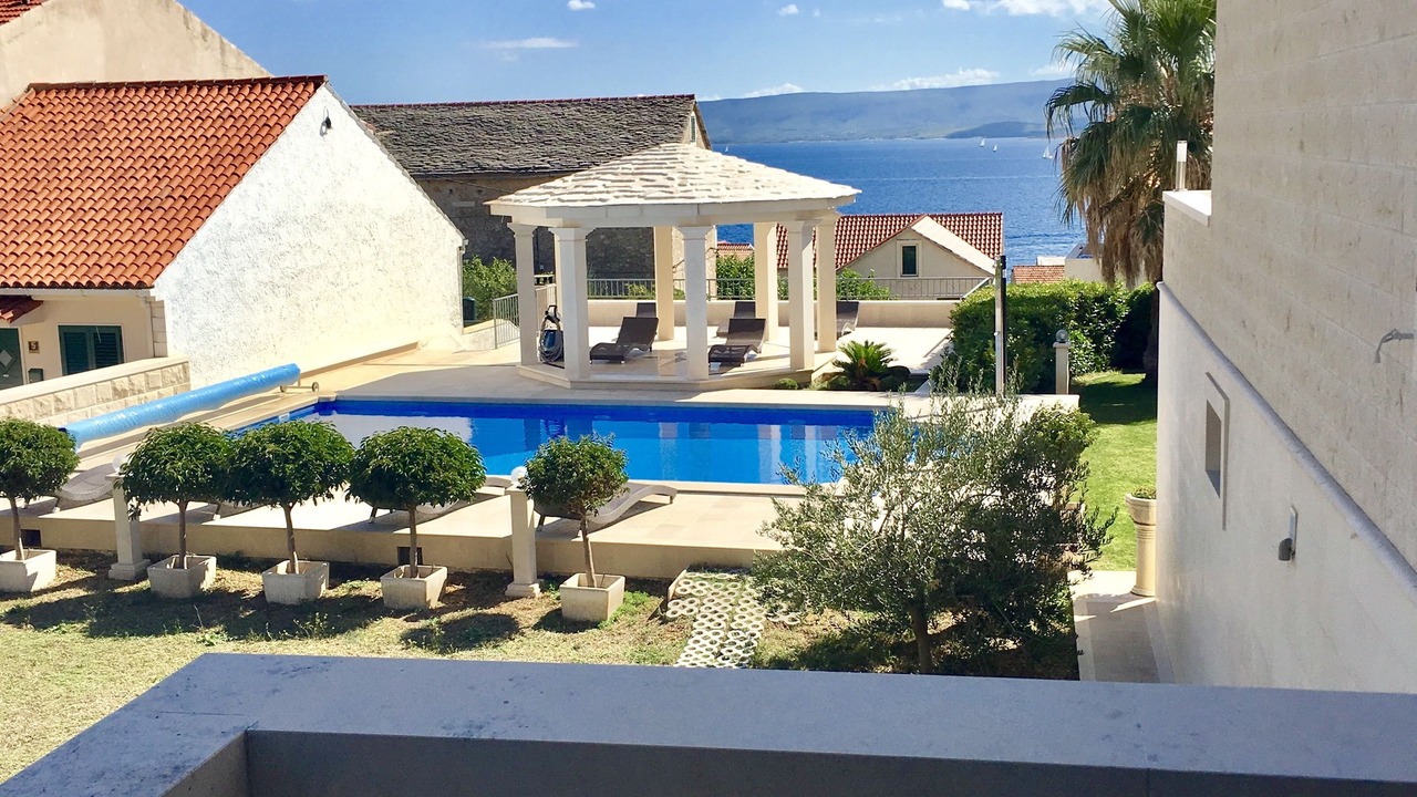 Photo of Patio Balcony in Bol