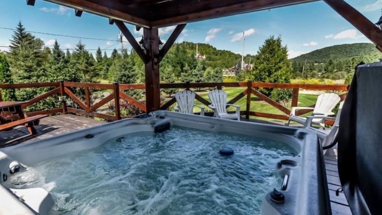 Photo of Patio Balcony in Saint-Faustin-Lac-Carre