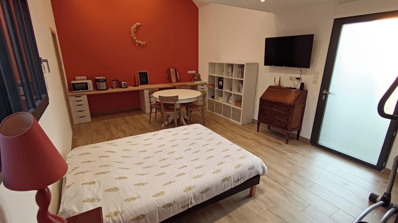 Photo of Bedroom in Longuenesse