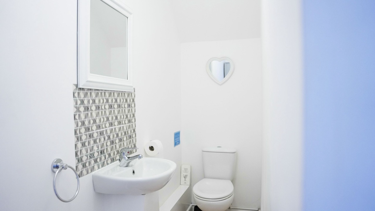 Photo of Bathroom in Stratford-upon-Avon